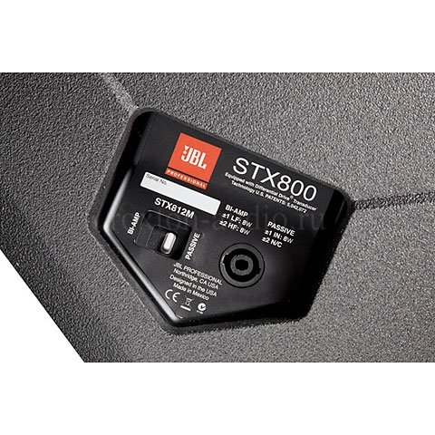 JBL STX812M